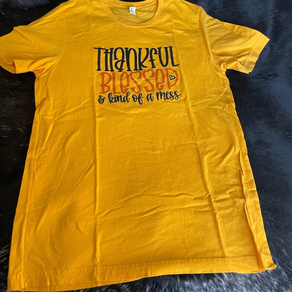 Bella Canvas Large Golden Yellow Fall T-shirt Thankful Blessed Kind Of A Mess‎